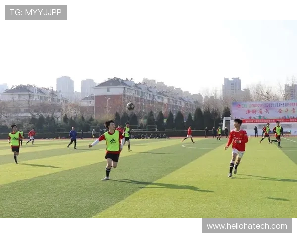 湖南工业大学足球队奋勇争先再创佳绩 促进校园体育文化蓬勃发展 湖南工业大学足球队奋勇争先再创佳绩 促进校园体育文化蓬勃发展